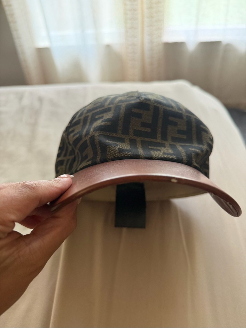 Fendi Reversible Monogram & Beige Cap - Brown/Tan - Picture 4 of 11